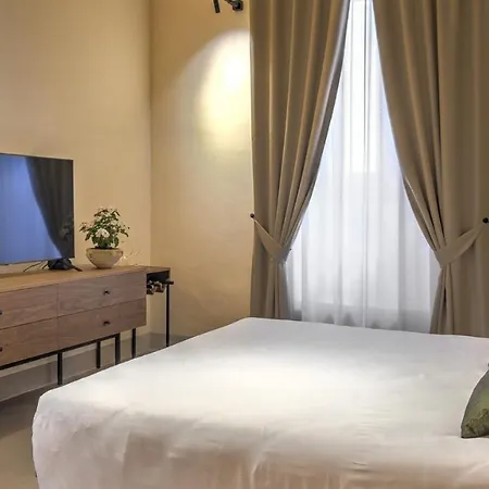 Regina Bianca - Camere, & - *