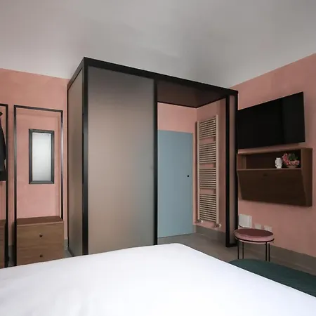 Regina Bianca - Camere, & -