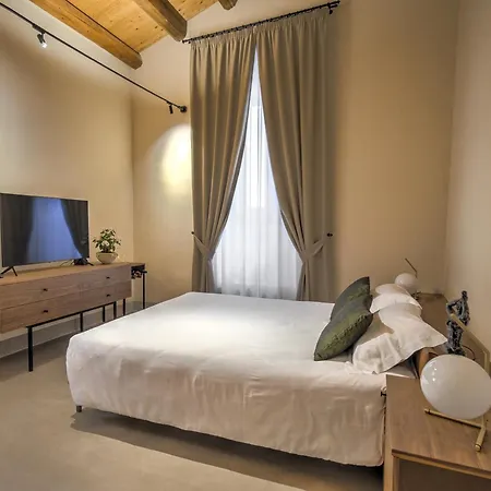 Regina Bianca - Camere, & - ゲストハウス 4*