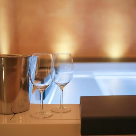 Regina Bianca - Camere, Suite&spa - *